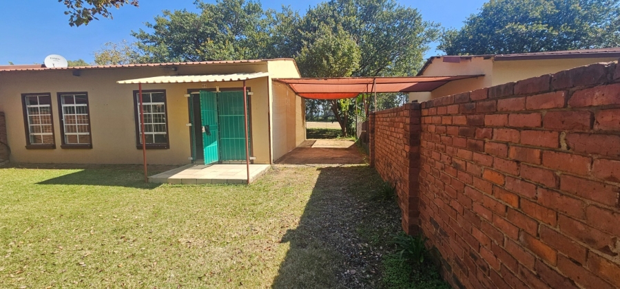 To Let 2 Bedroom Property for Rent in Rustenburg Rural North West